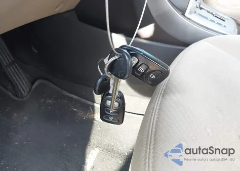 2011 Hyundai Elantra Gls from USA, damaged, VIN 5NPDH4AE8BH050484